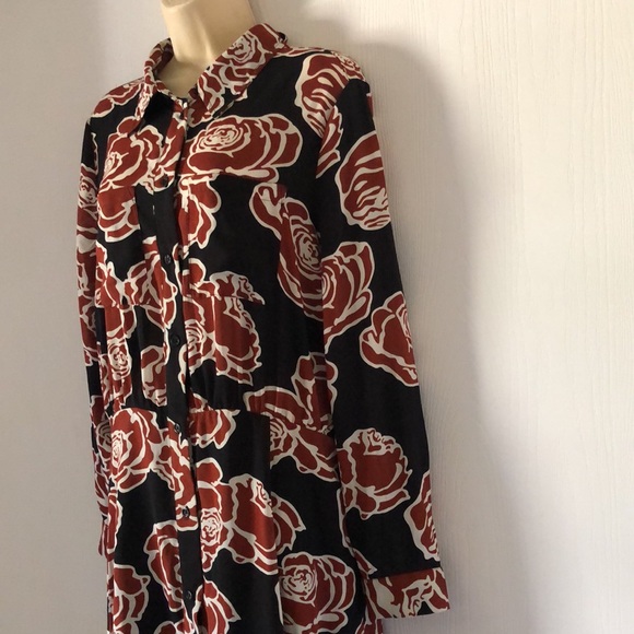 Woman’s long floral feminine fall button down maxi dress - Picture 3 of 14